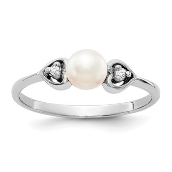 14k White Gold 4.5mm FW Cultured Pearl VS Diamond ring