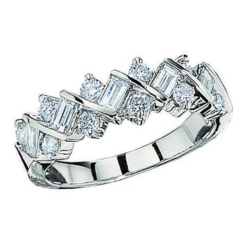 14K White Gold Round & Diagonal Baguette Prong Set Diamond Ring 1.00 Ctw