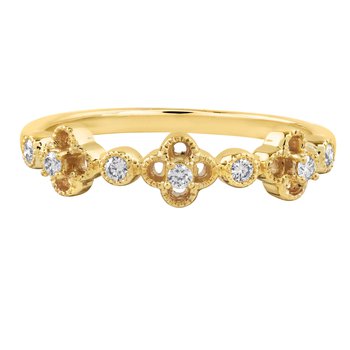 10K Yellow Gold 3 Clover Shapes with Bezel Set Diamond Ring 0.21 Ctw
