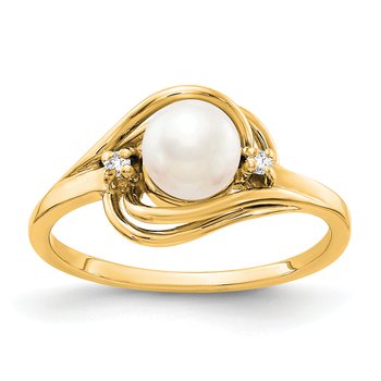 14k 5.5mm FW Cultured Pearl AAA Diamond ring