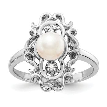 14k White Gold 5.5mm FW Cultured Pearl VS Diamond ring