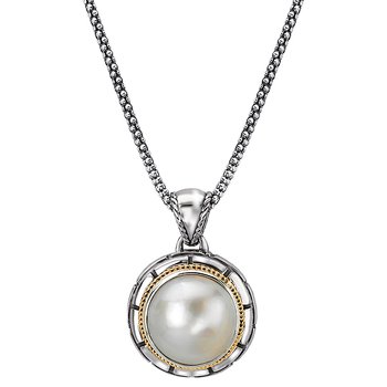 Ladies Fashion Pearl Necklace