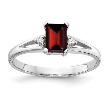 14k White Gold 6x4mm Emerald Cut Garnet A Diamond ring