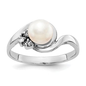 14k White Gold 6mm FW Cultured Pearl AAA Diamond Ring