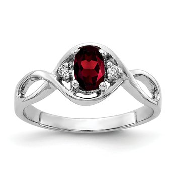 14k White Gold 6x4mm Oval Garnet VS Diamond ring