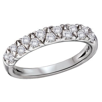Lab Grown Diamond Ladies Fashion Ring