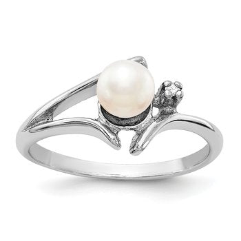 14k White Gold 5mm FW Cultured Pearl A Diamond ring