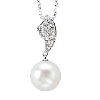 Pearl and Diamond Pendant